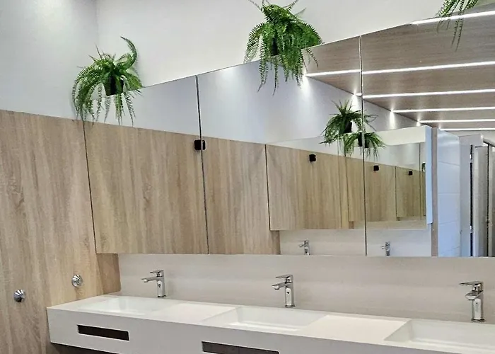 Mobile Home- Fish Huts And Orange Huts Apartman *