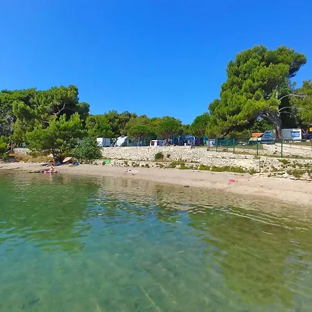 Mobile Home - Fish Huts And Orange Huts With Shared Bathroom Apartment *
