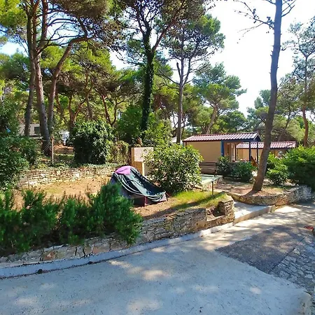 Mobile Home- Fish Huts And Orange Huts * Premantura